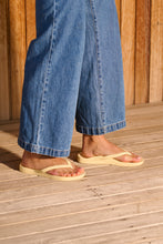Load image into Gallery viewer, ARCHIES ORIGINAL THONGS - LEMON