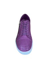 Load image into Gallery viewer, EG17 VIOLET by Cabello
