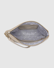 Load image into Gallery viewer, 9254 Mini Clutch - Louenhide
