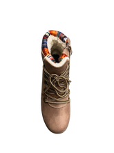 Load image into Gallery viewer, GENEVA.
