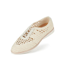 Load image into Gallery viewer, DERBY OPEN WEAVE ROLLIES
